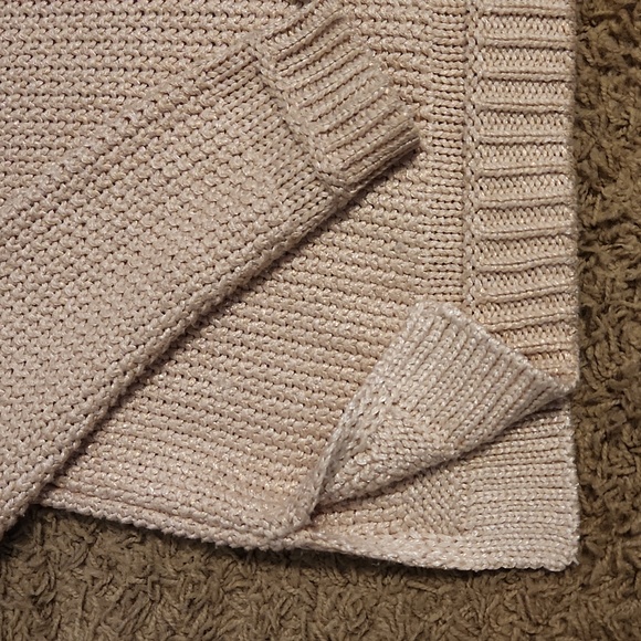 White House Black Market cream sweater size small - Picture 4 of 6